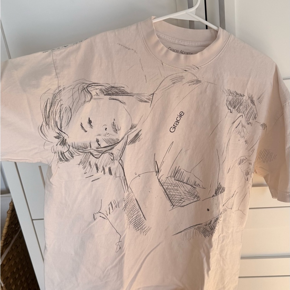Set Of 2 Gracie Abrams Tees View 4